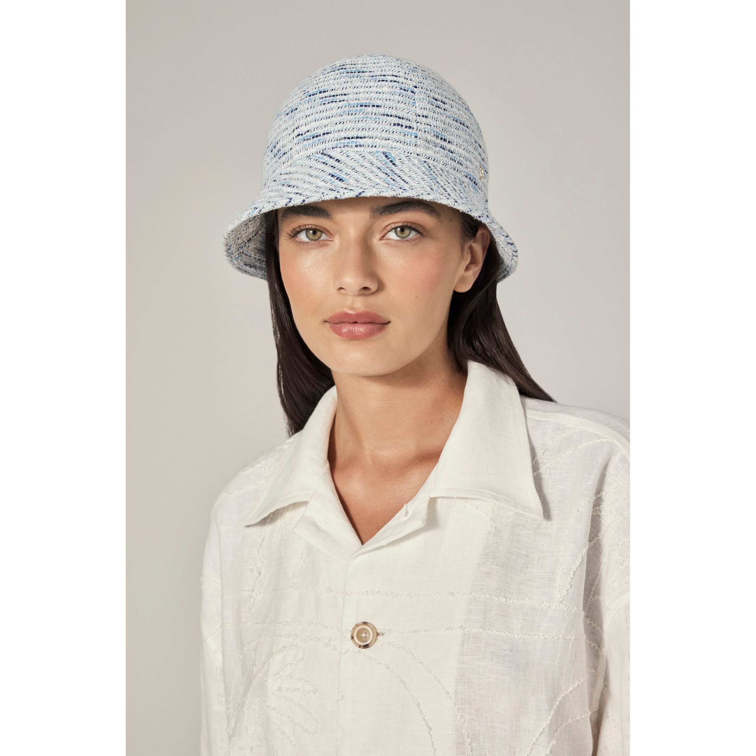 HAT51918_Oasis_2.jpg