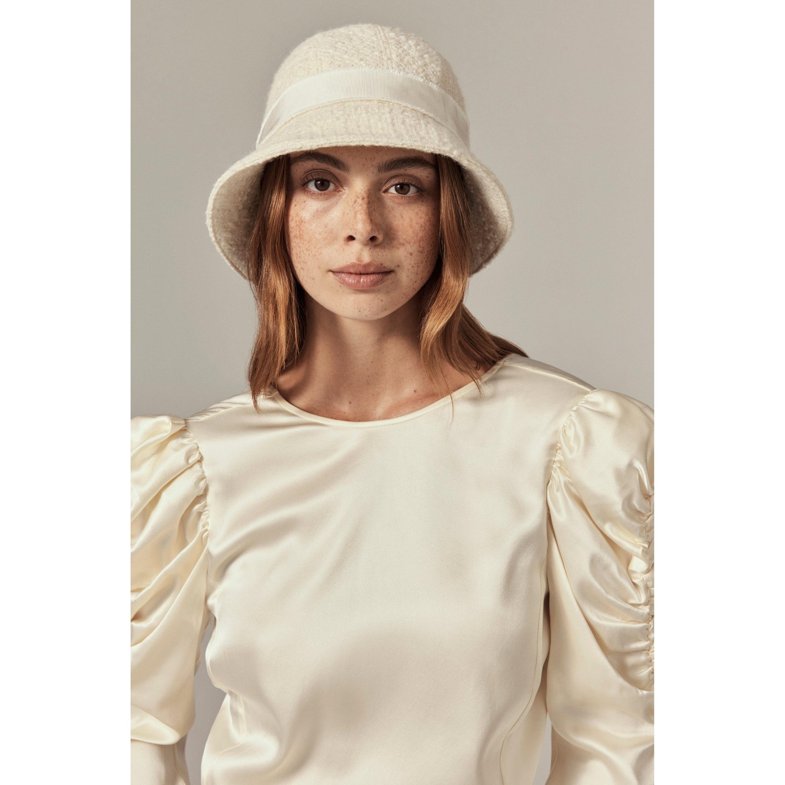 HAT52081_Cream_2.jpg