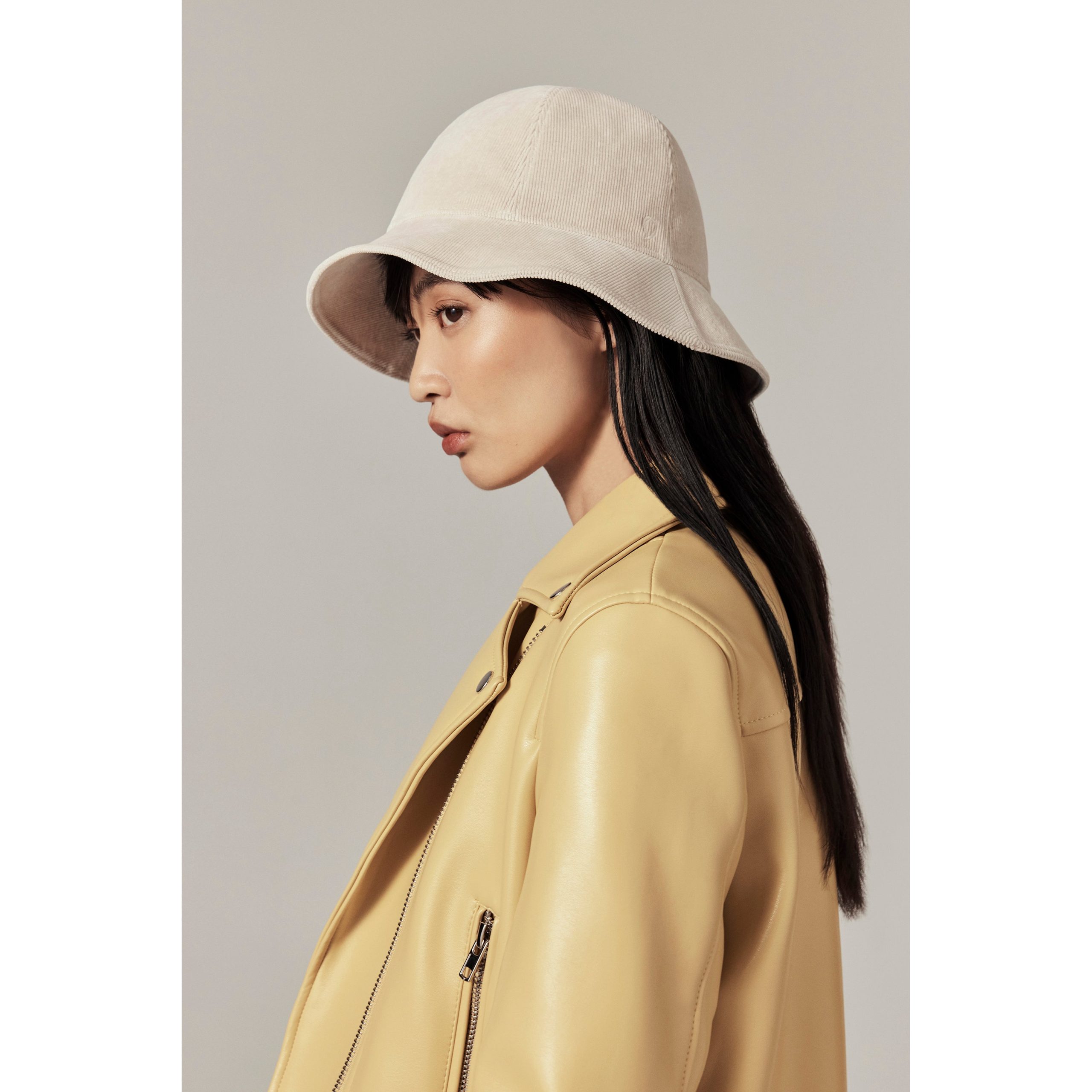 HAT52086_Parchment_2.jpg