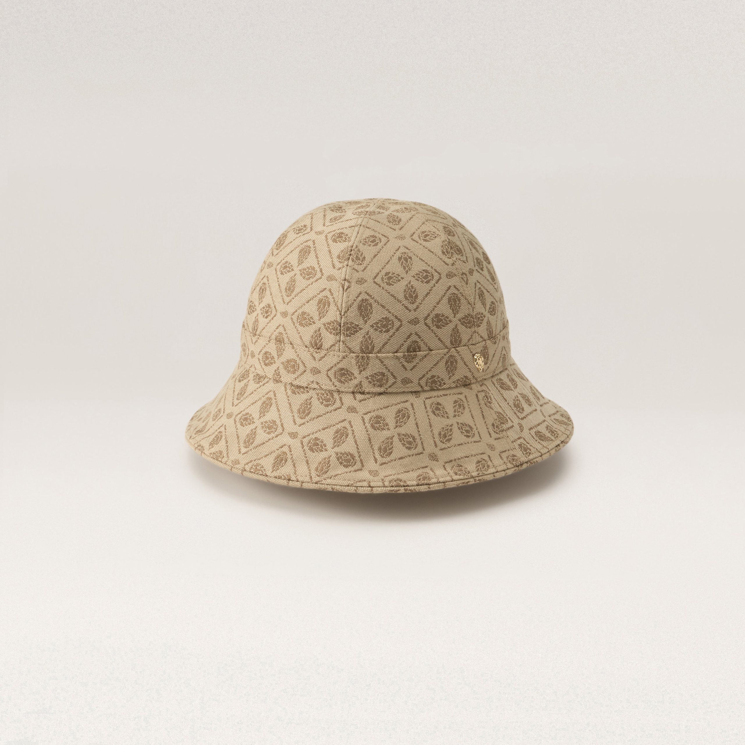HAT52099_JacLatte_1.jpg