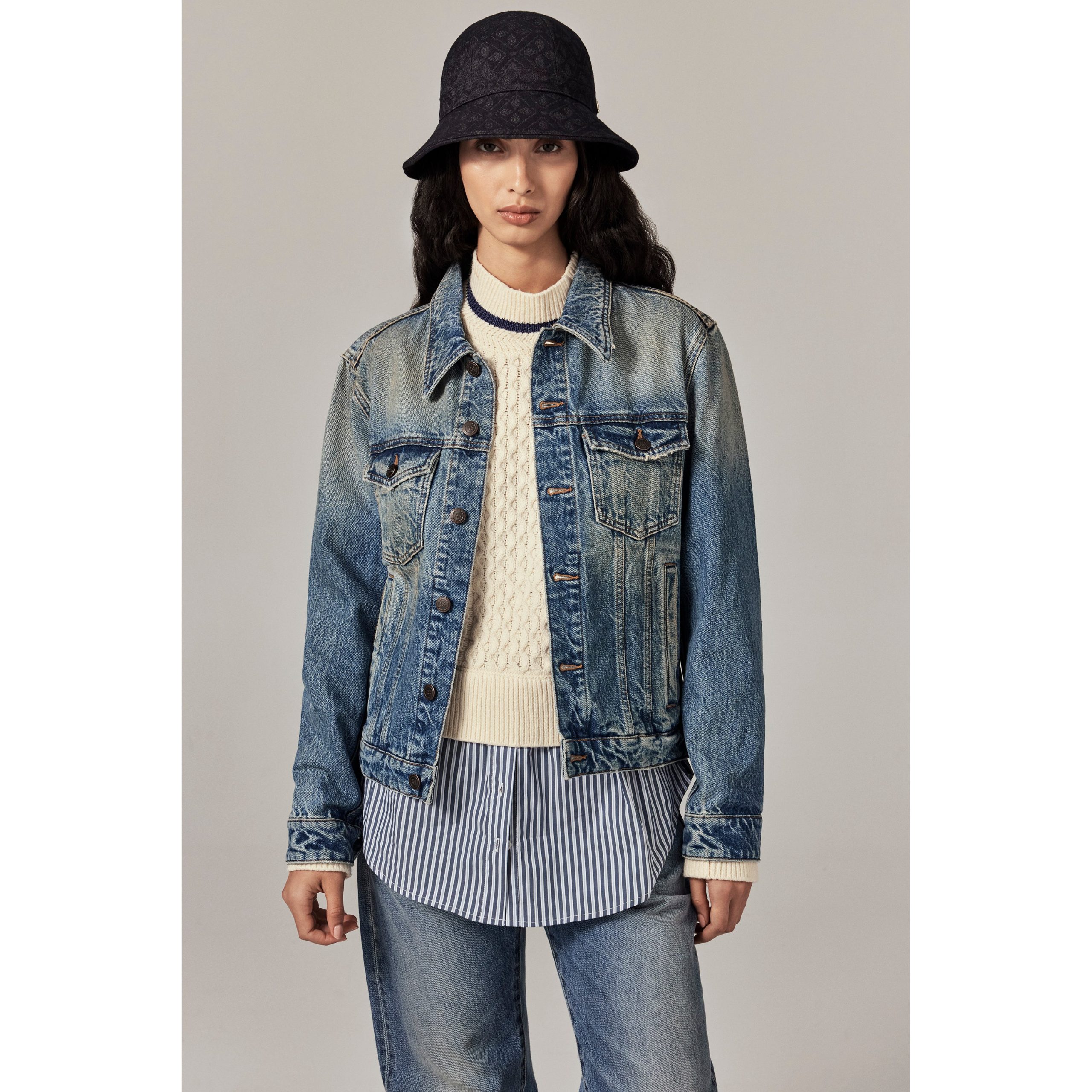 HAT52099_JacqrdBlk_2.jpg