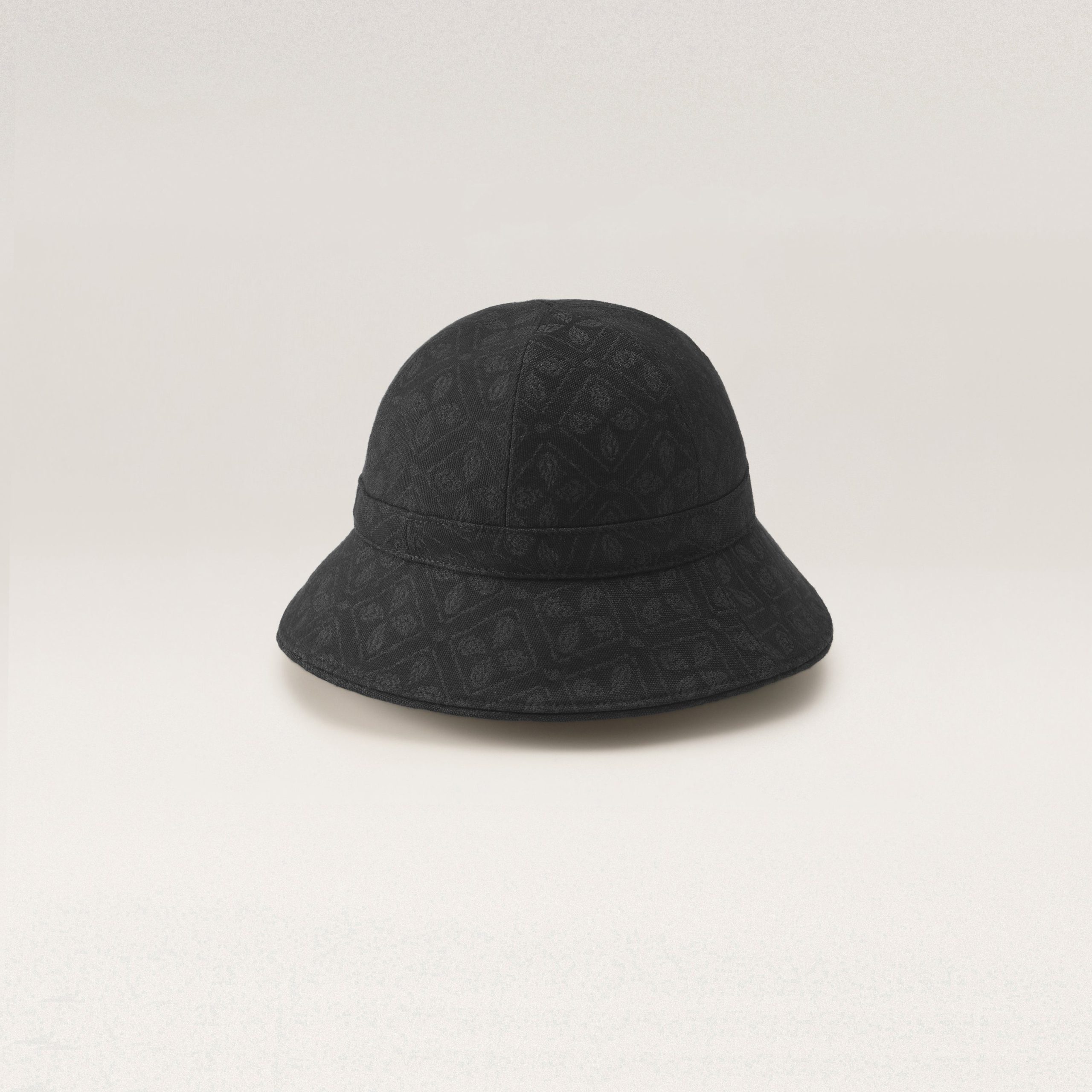 HAT52099_JacqrdBlk_3.jpg