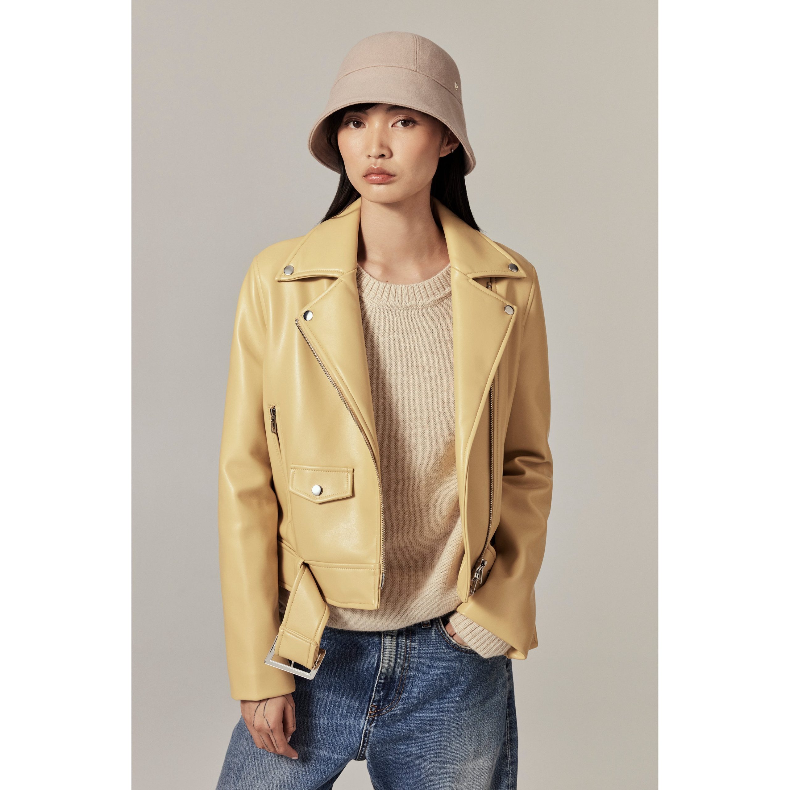 HAT52104_Mushroom_2.jpg