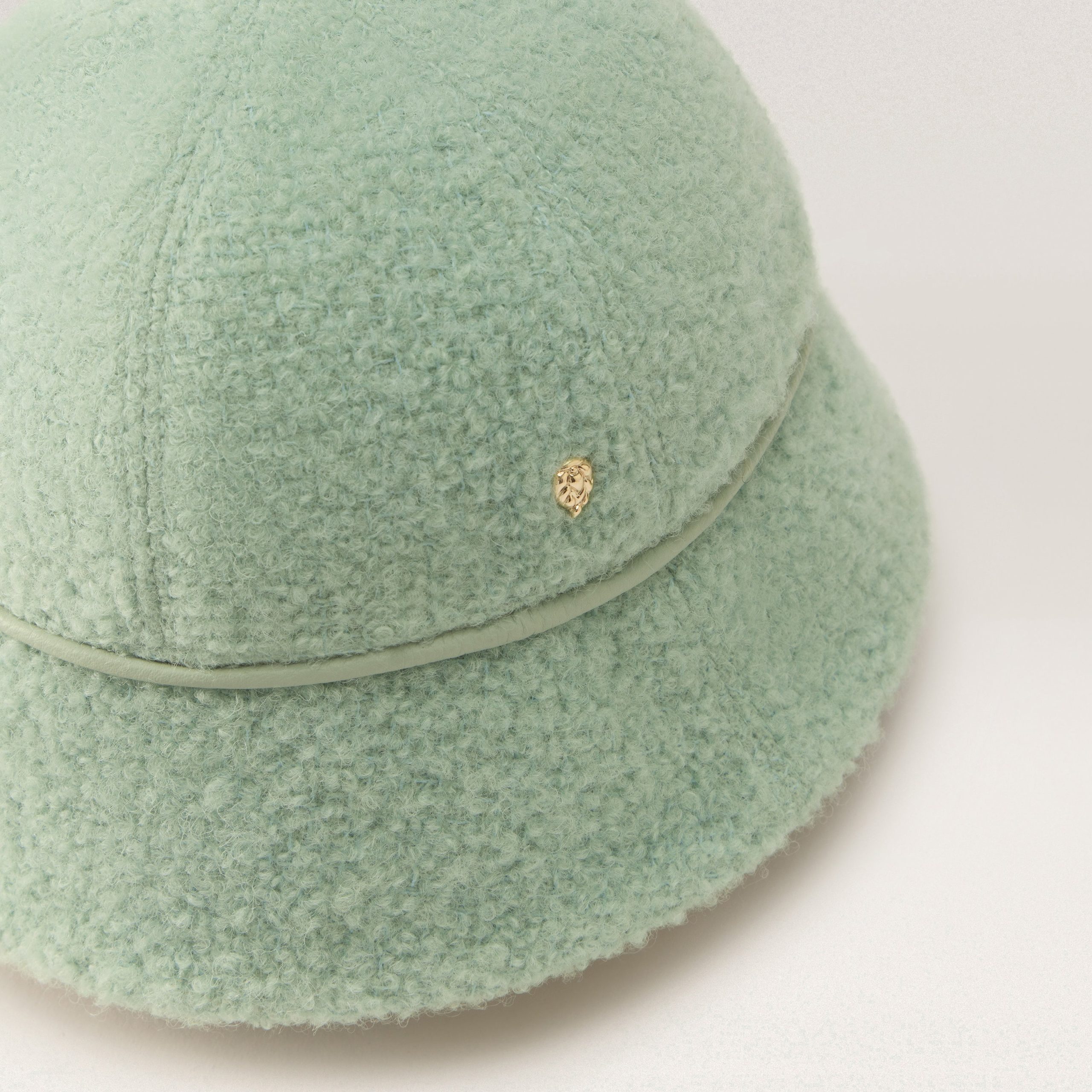 HAT52115_Mist_4.jpg