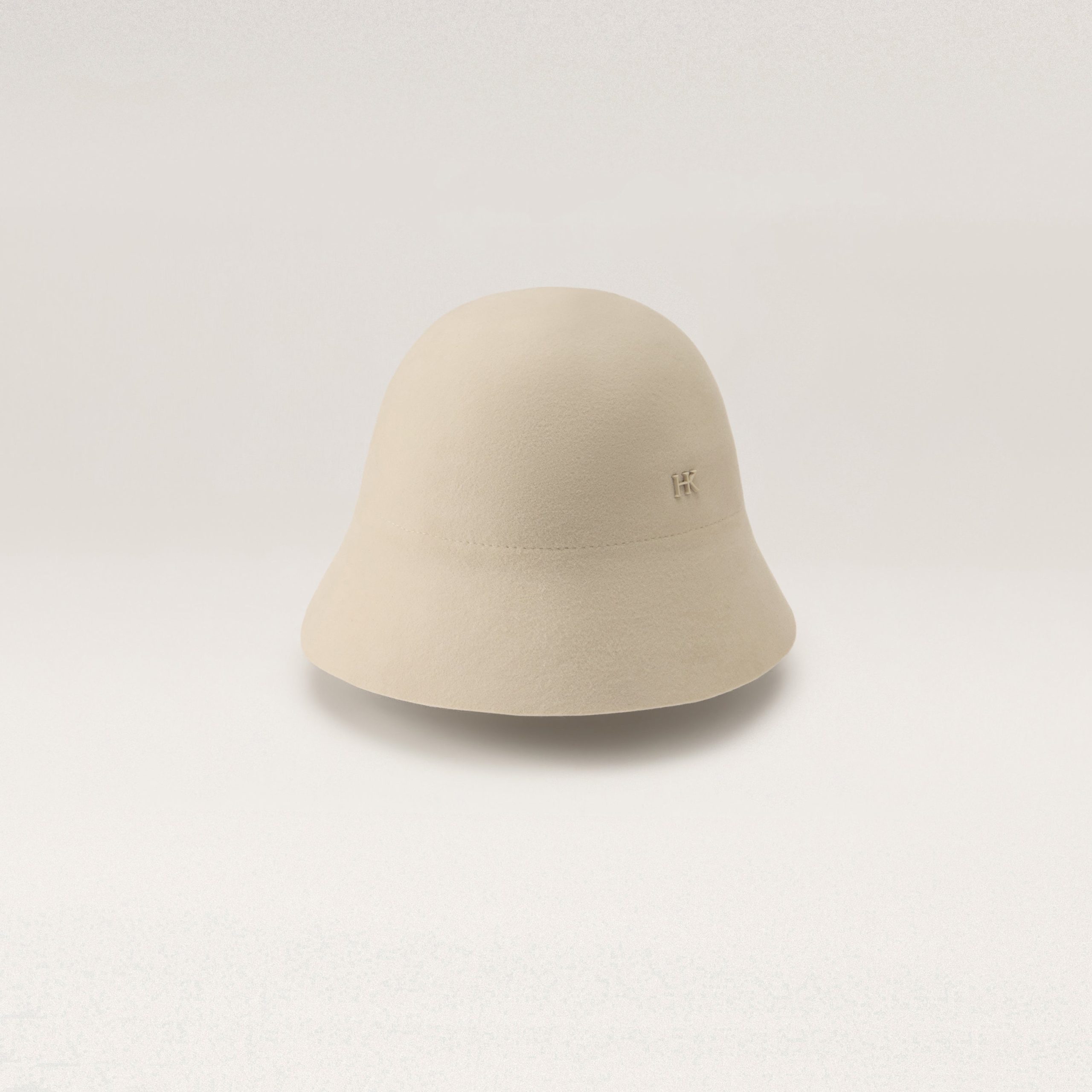 HAT52218_Parchment_1.jpg